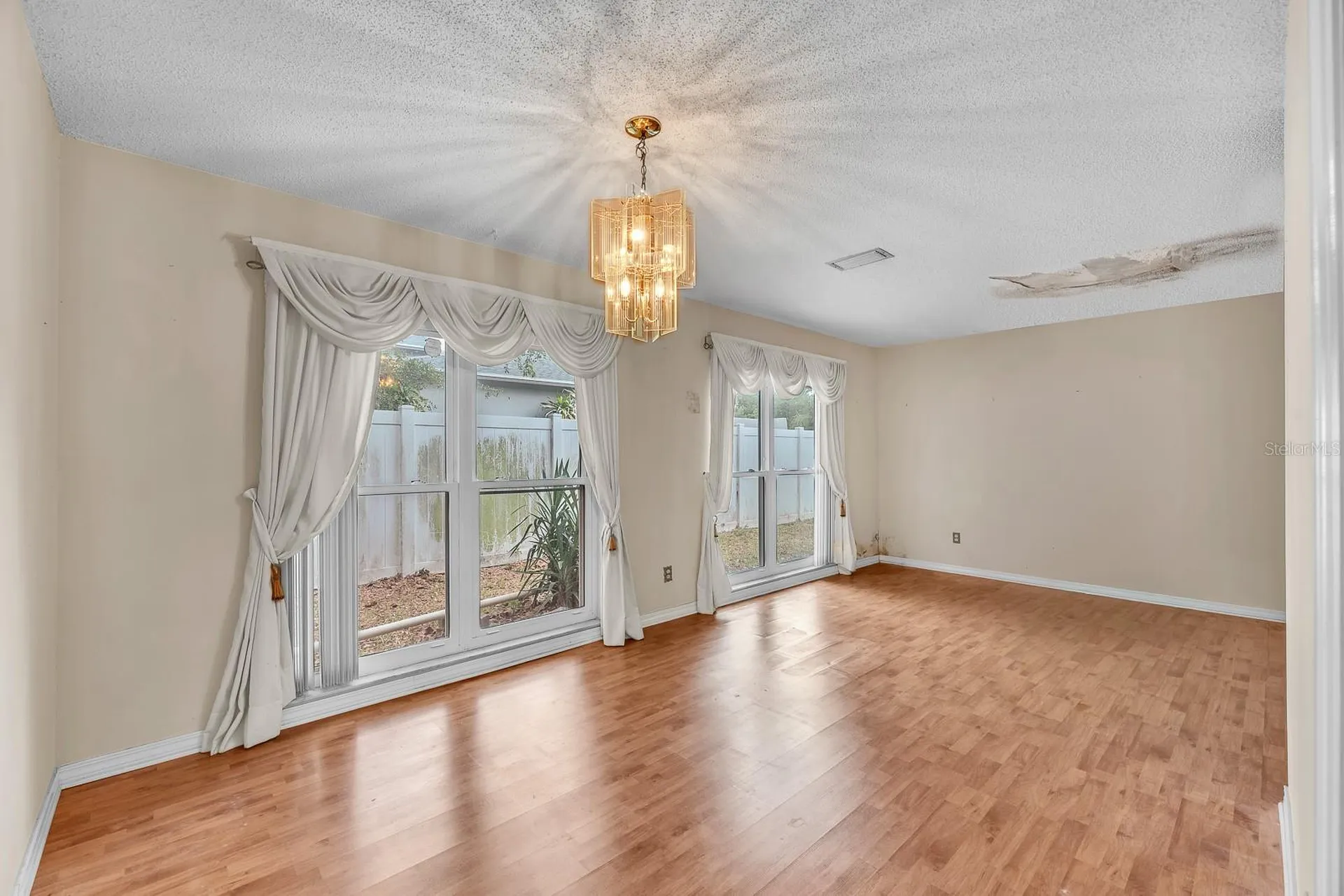 6606 Twelve Oaks Boulevard Tampa FL 33634