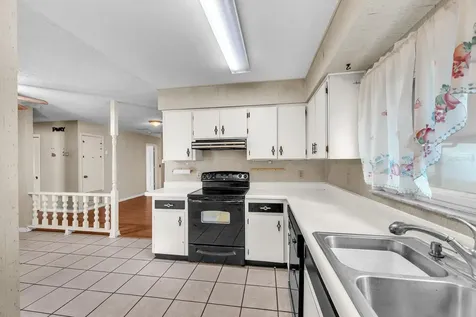 6606 Twelve Oaks Boulevard Tampa FL 33634