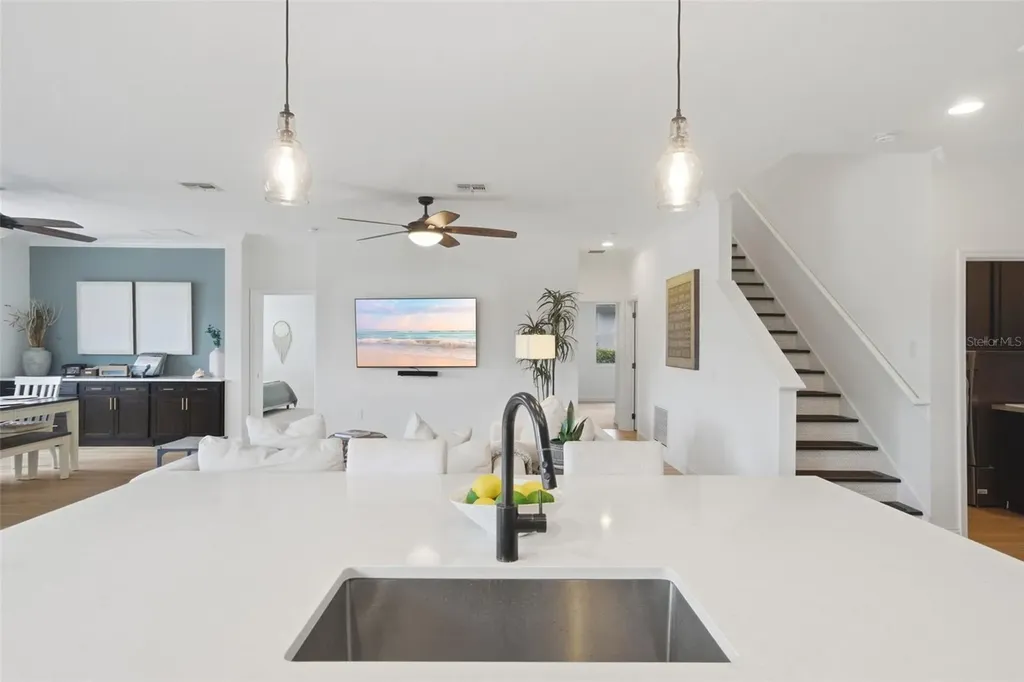192 Verde Way Debary FL 32713