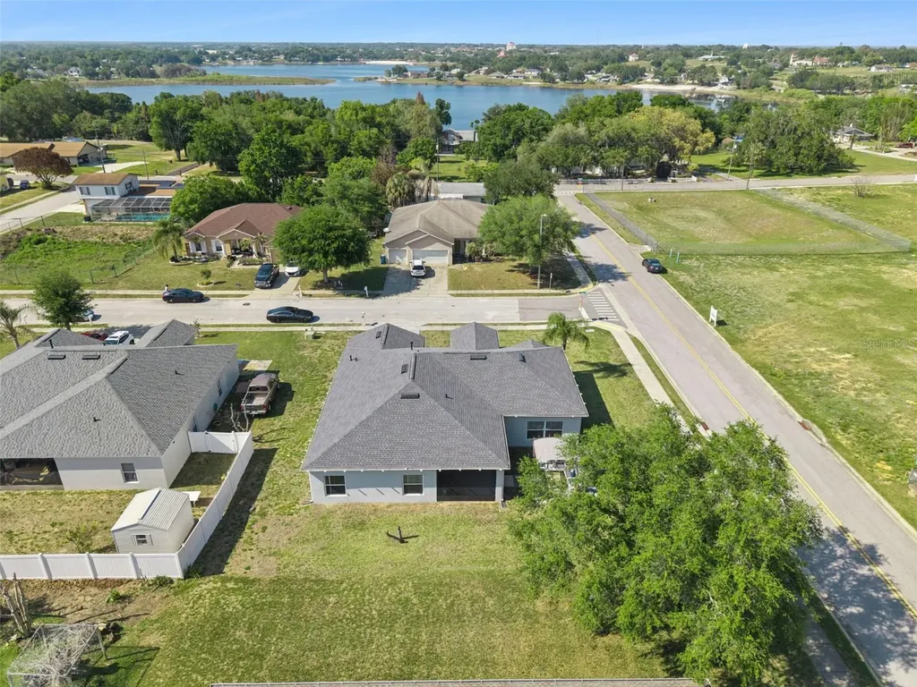 515 June Avenue Haines City FL 33844