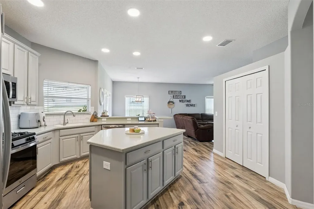 515 June Avenue Haines City FL 33844