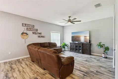 515 June Avenue Haines City FL 33844