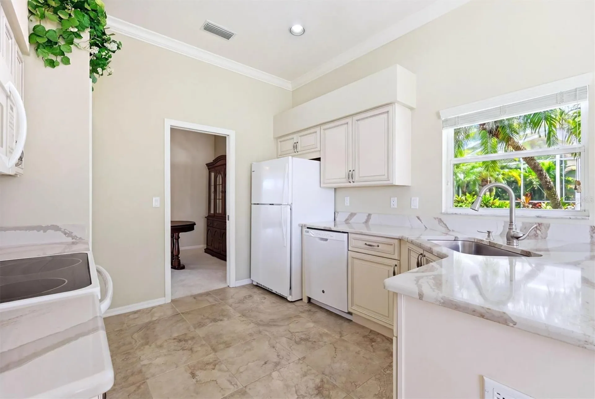 6820 Avenida Marbella Sarasota FL 34238