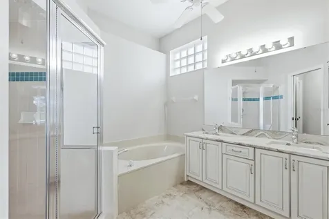 6820 Avenida Marbella Sarasota FL 34238