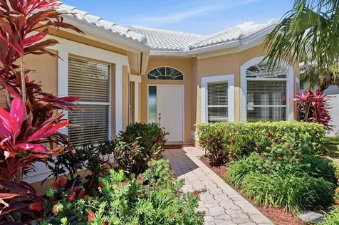 6820 Avenida Marbella Sarasota FL 34238