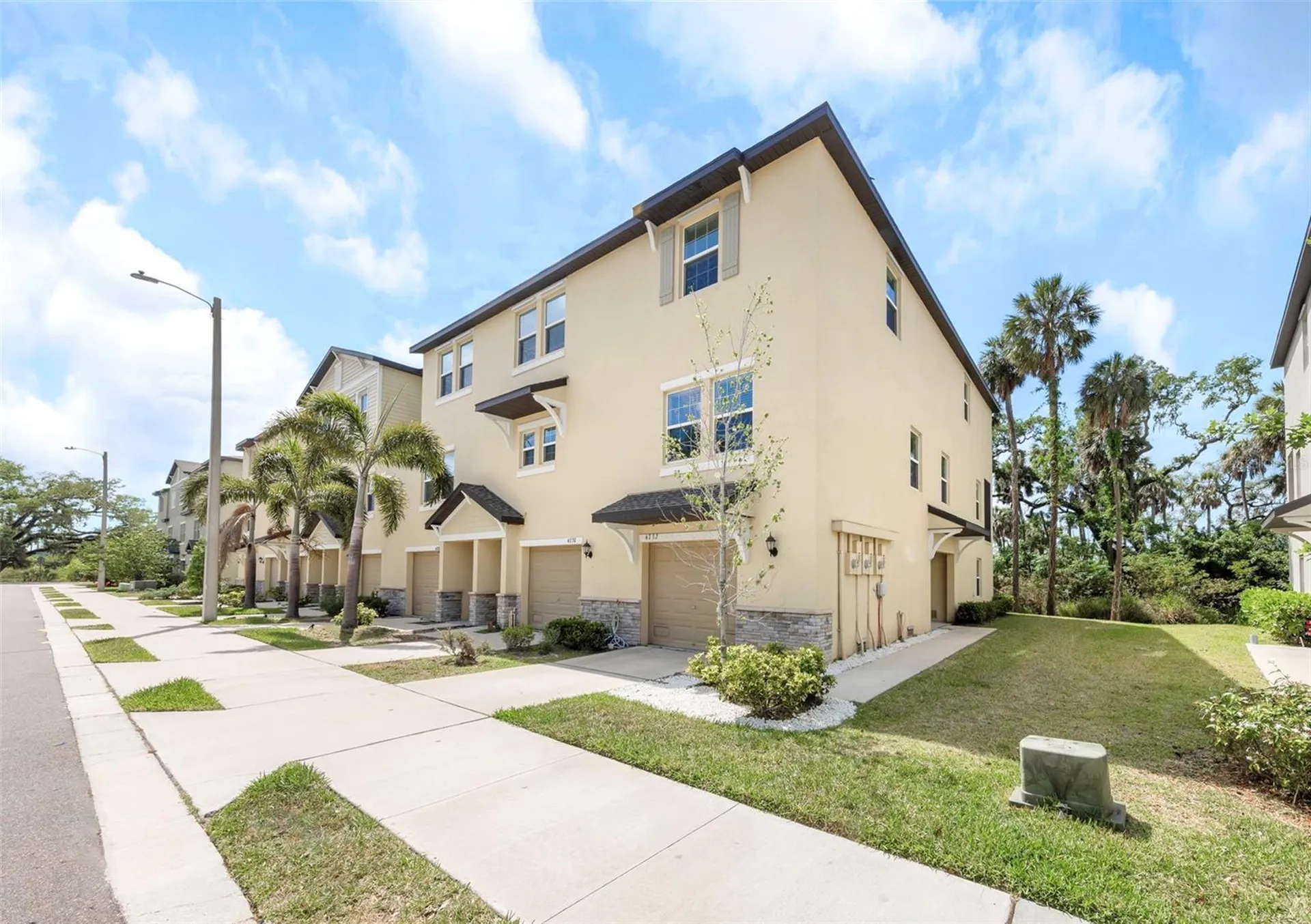 4732 Tuscan Loon Drive Tampa FL 33619
