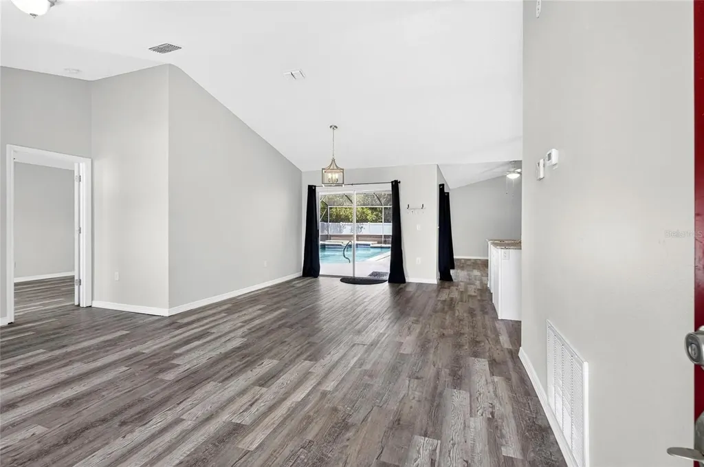 718 Toulon Drive Kissimmee FL 34759