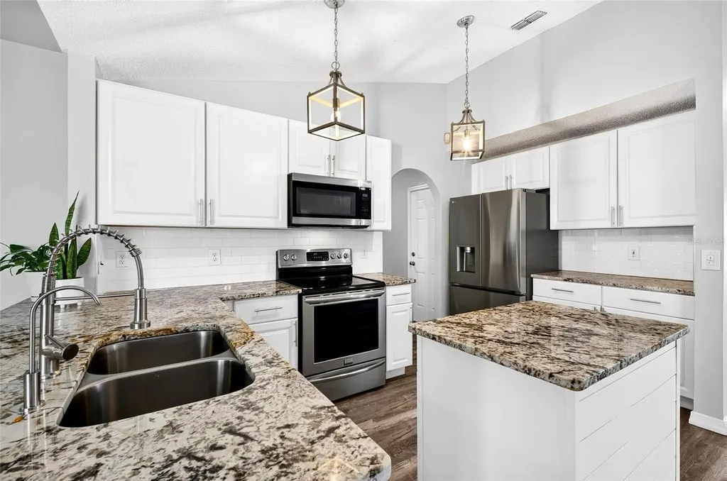 718 Toulon Drive Kissimmee FL 34759