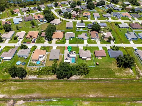 718 Toulon Drive Kissimmee FL 34759