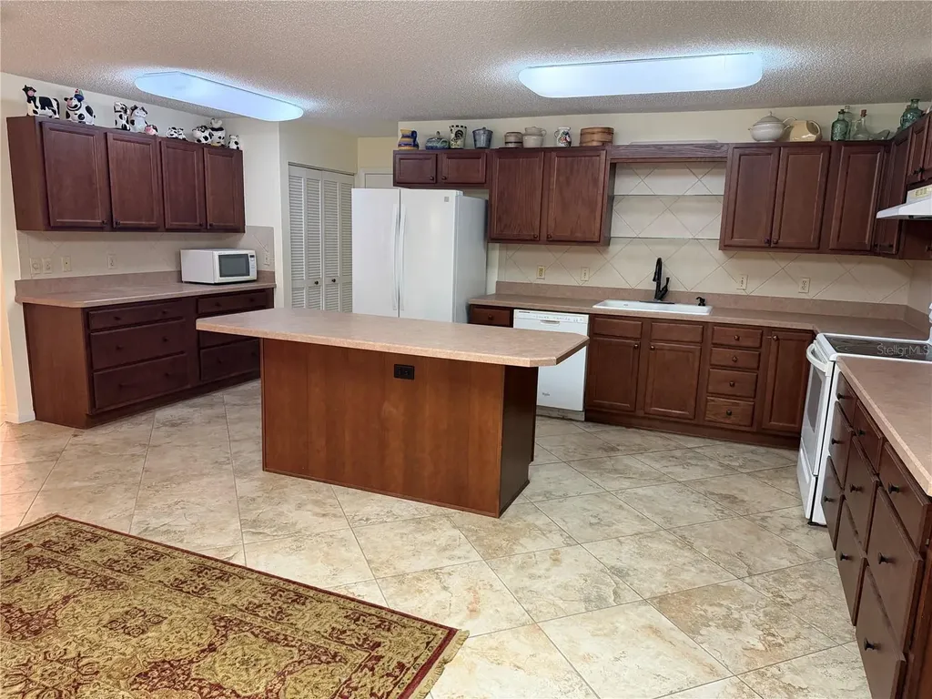 9529 SW 85th Avenue Ocala FL 34481
