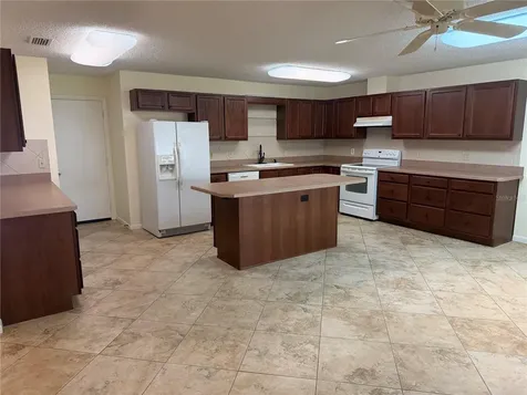 9529 SW 85th Avenue Ocala FL 34481