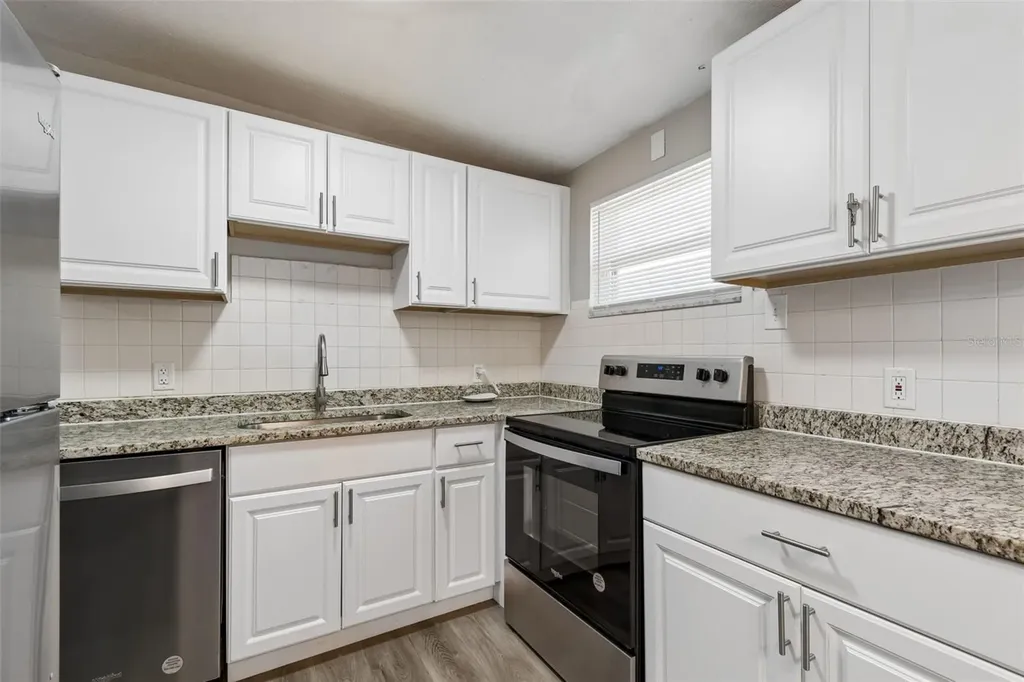 9228 82nd Way Seminole FL 33777
