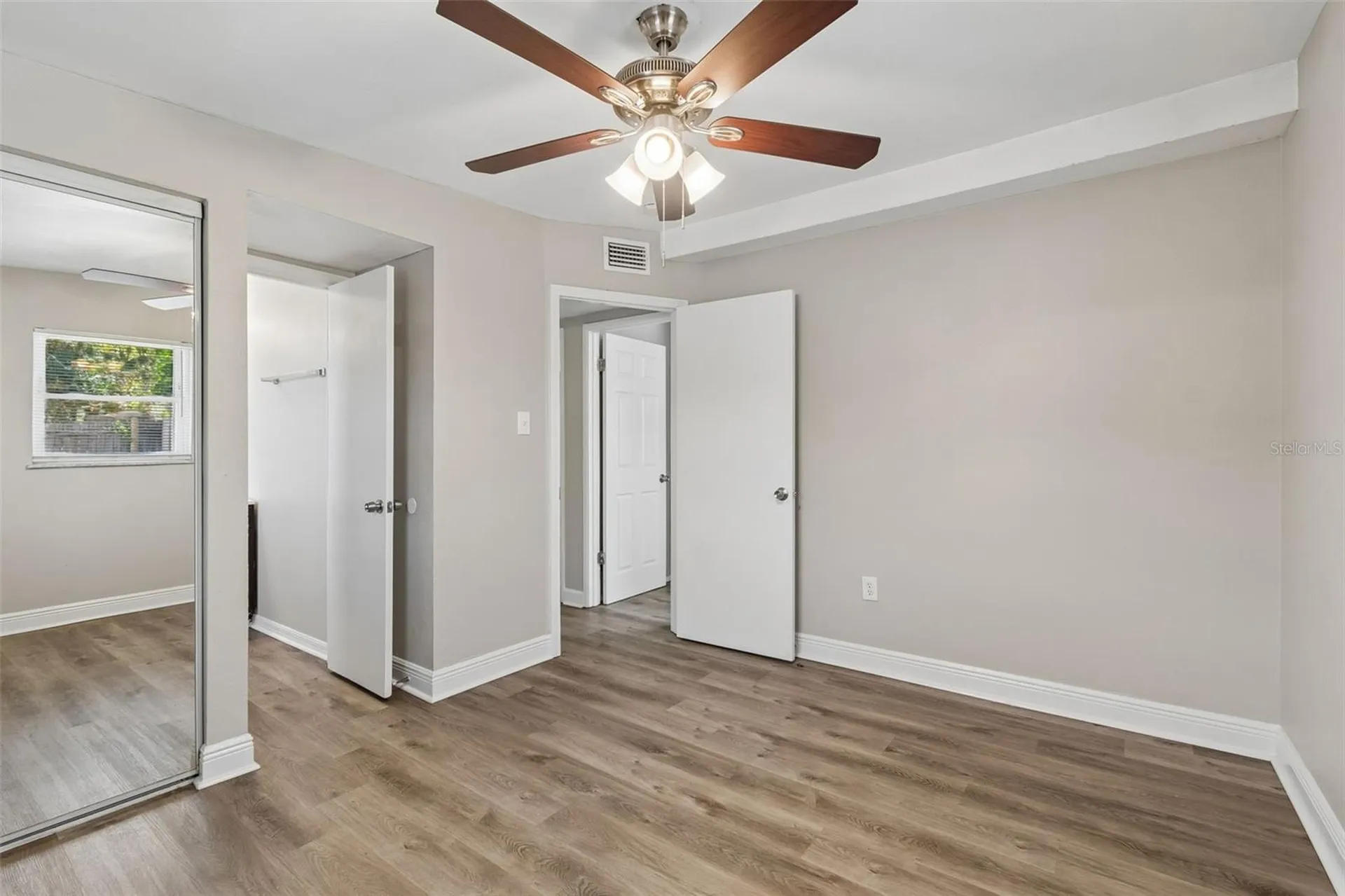 9228 82nd Way Seminole FL 33777