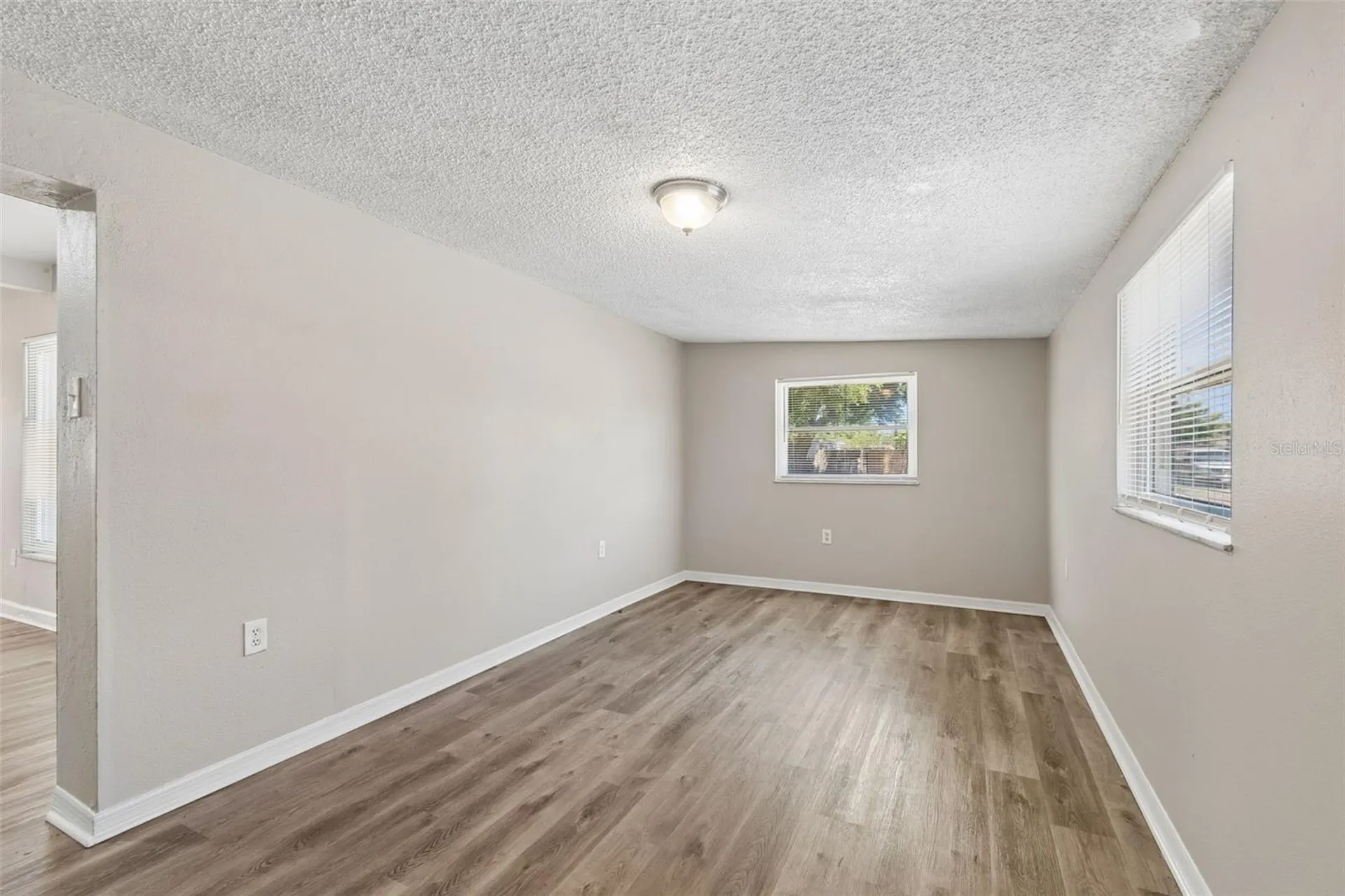 9228 82nd Way Seminole FL 33777
