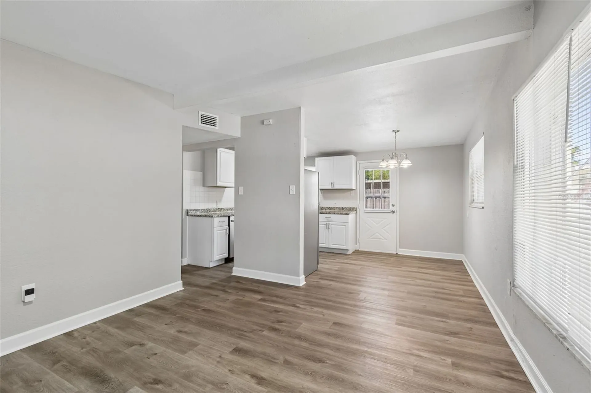 9228 82nd Way Seminole FL 33777