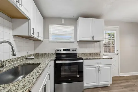9228 82nd Way Seminole FL 33777