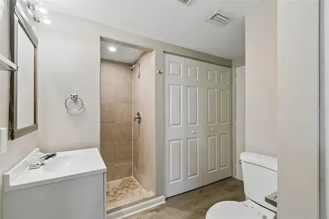 9228 82nd Way Seminole FL 33777
