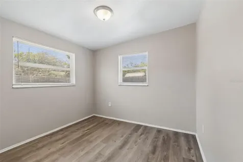 9228 82nd Way Seminole FL 33777