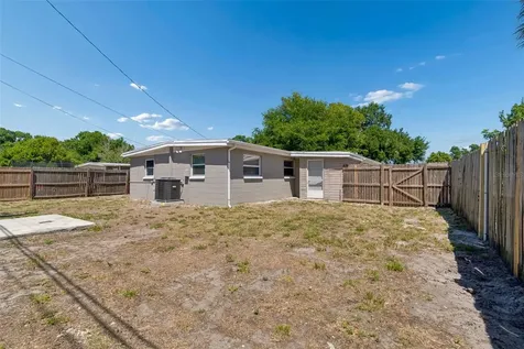 9228 82nd Way Seminole FL 33777