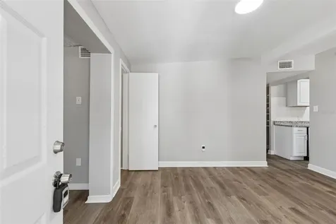9228 82nd Way Seminole FL 33777