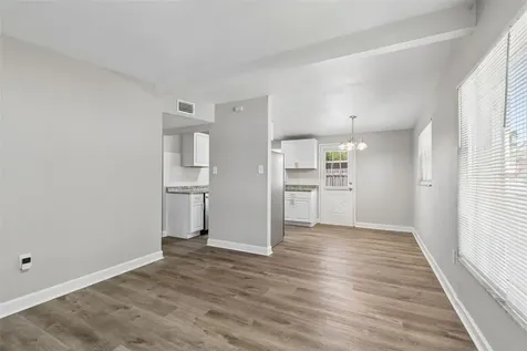 9228 82nd Way Seminole FL 33777