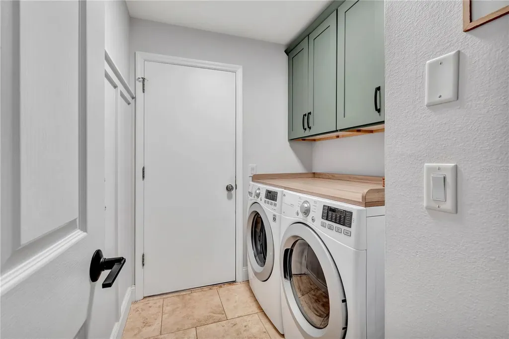 5801 Black Walnut Court Tampa FL 33625