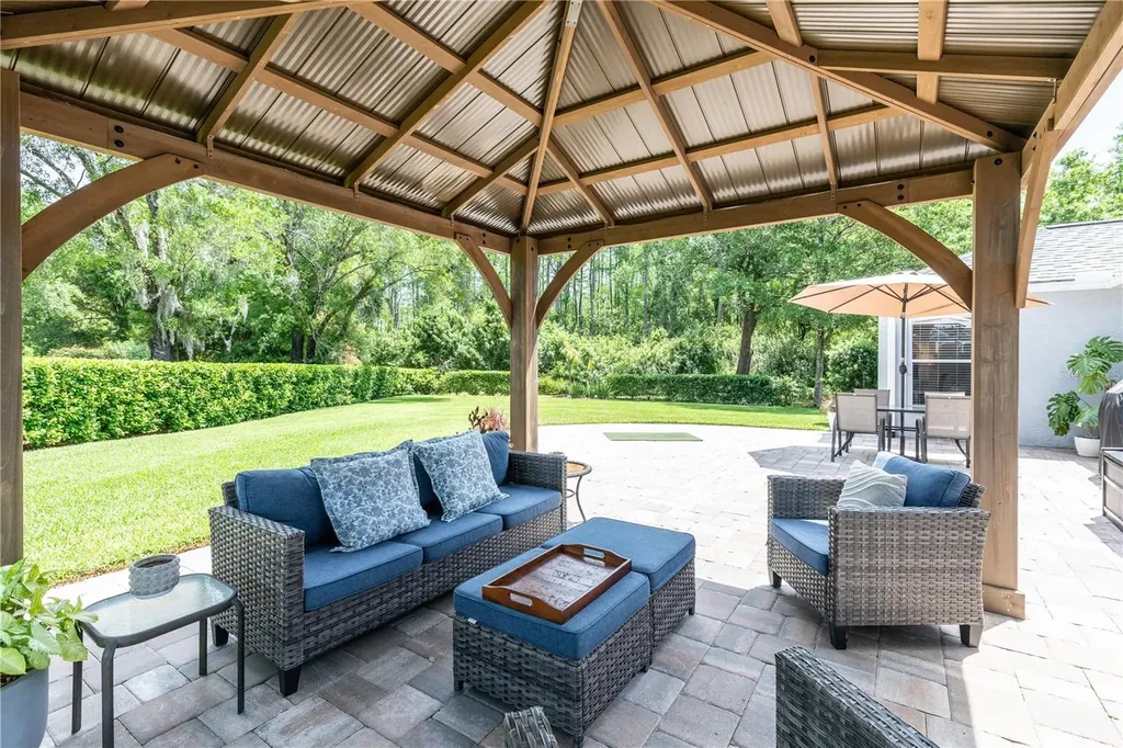 5801 Black Walnut Court Tampa FL 33625