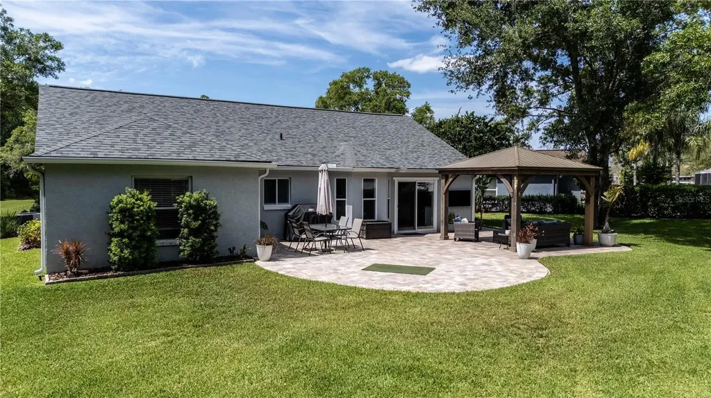 5801 Black Walnut Court Tampa FL 33625