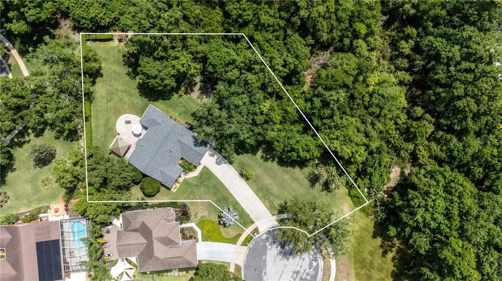 5801 Black Walnut Court Tampa FL 33625
