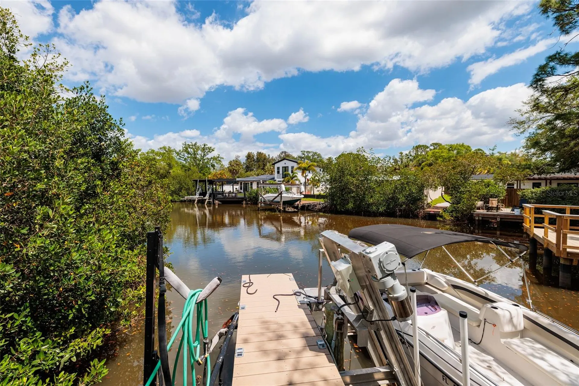 2216 S Occident Street Tampa FL 33629