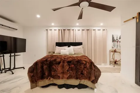 2216 S Occident Street Tampa FL 33629