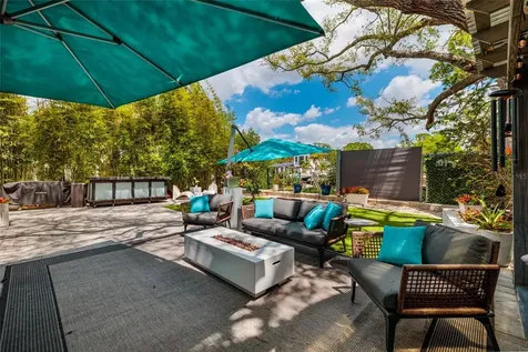 2216 S Occident Street Tampa FL 33629