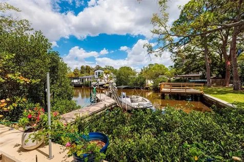 2216 S Occident Street Tampa FL 33629