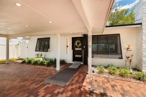 2216 S Occident Street Tampa FL 33629