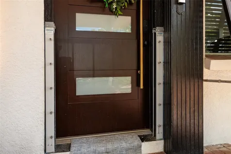 2216 S Occident Street Tampa FL 33629