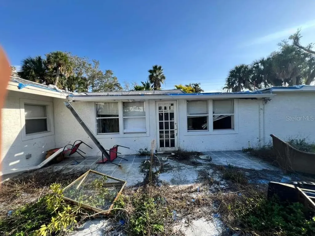 749 Siesta Drive Sarasota FL 34242