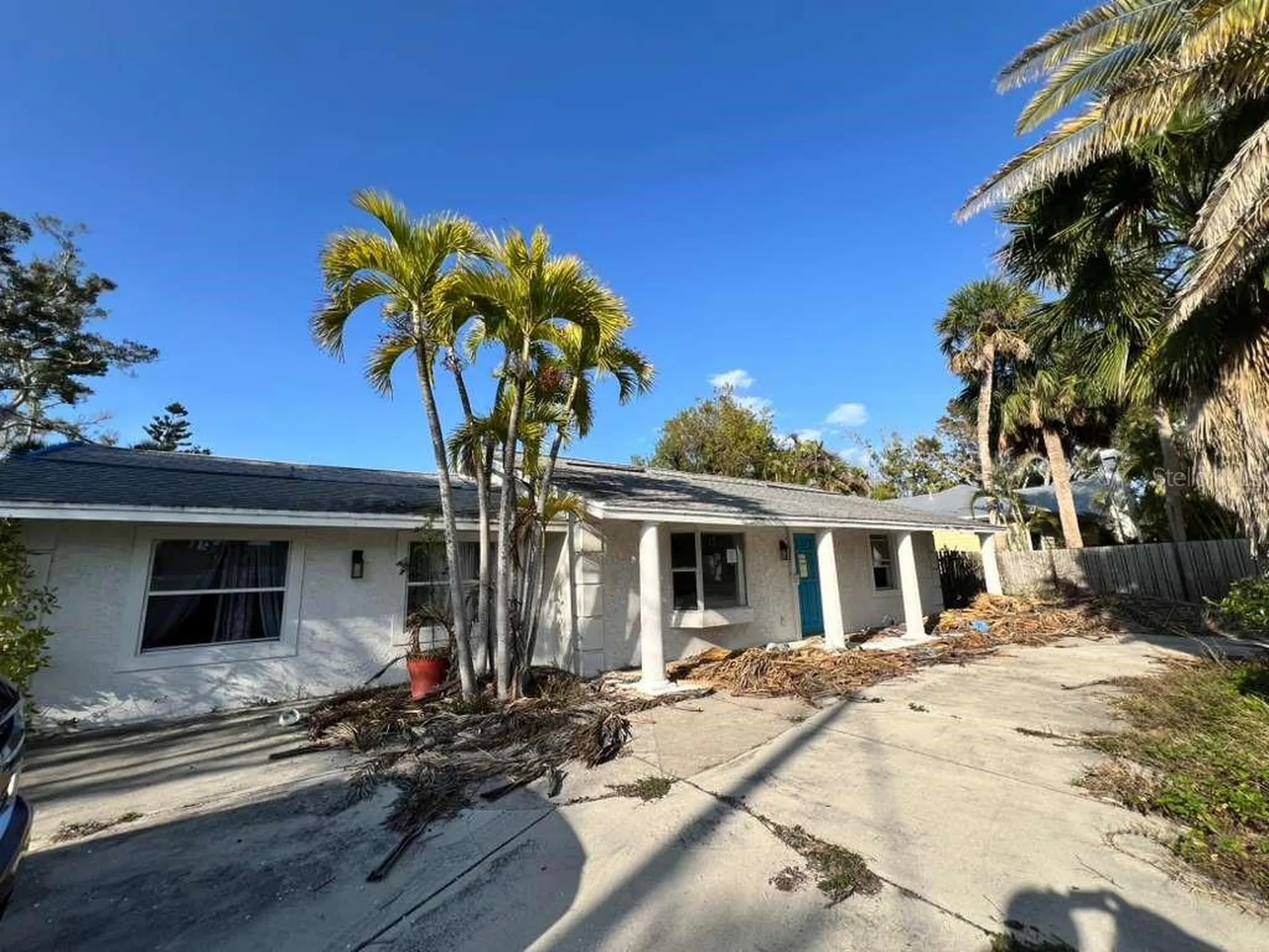 749 Siesta Drive Sarasota FL 34242