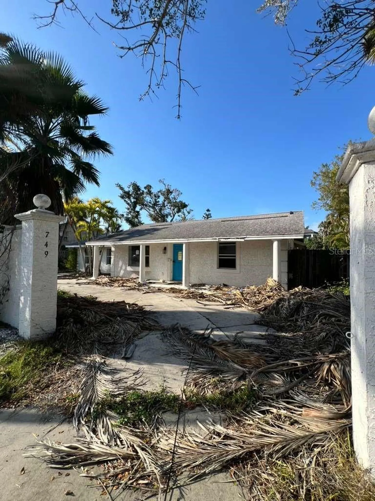 749 Siesta Drive Sarasota FL 34242