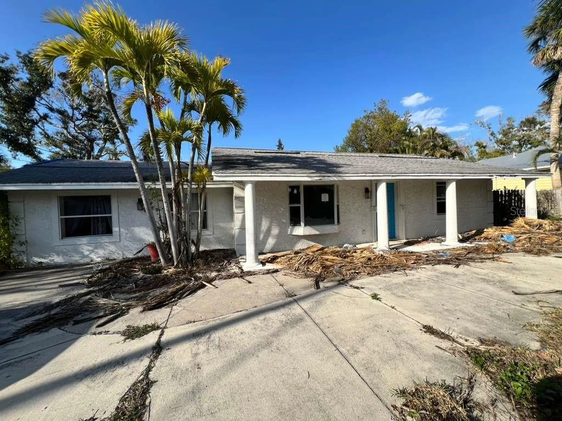 749 Siesta Drive Sarasota FL 34242