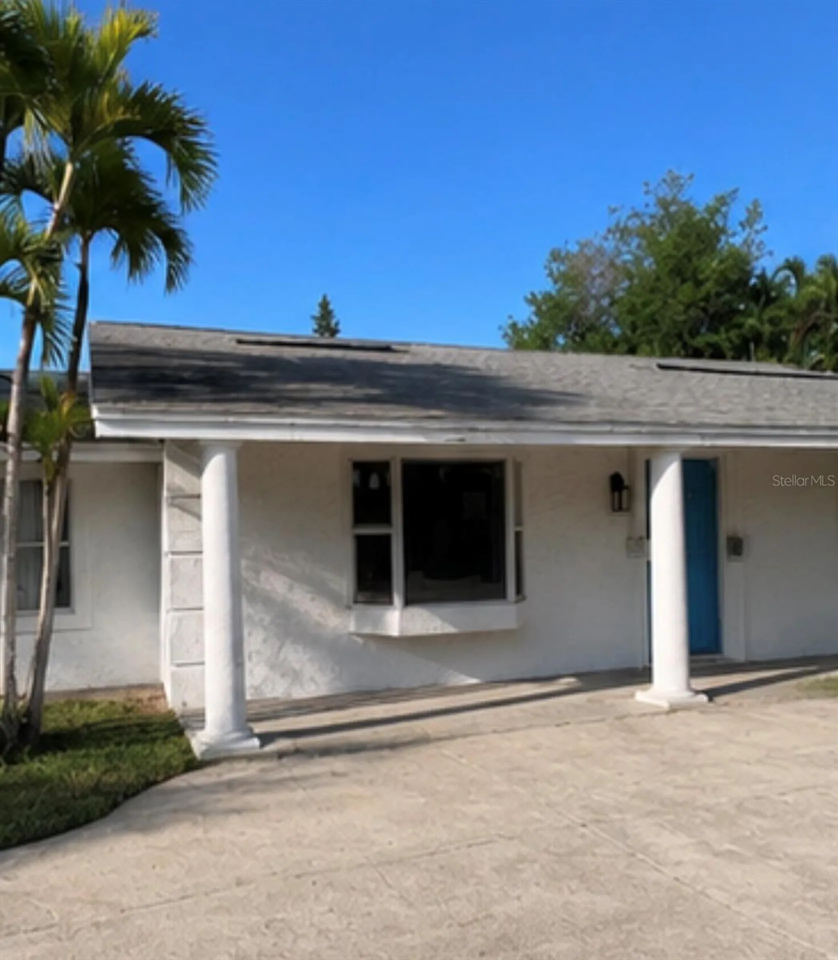 749 Siesta Drive Sarasota FL 34242