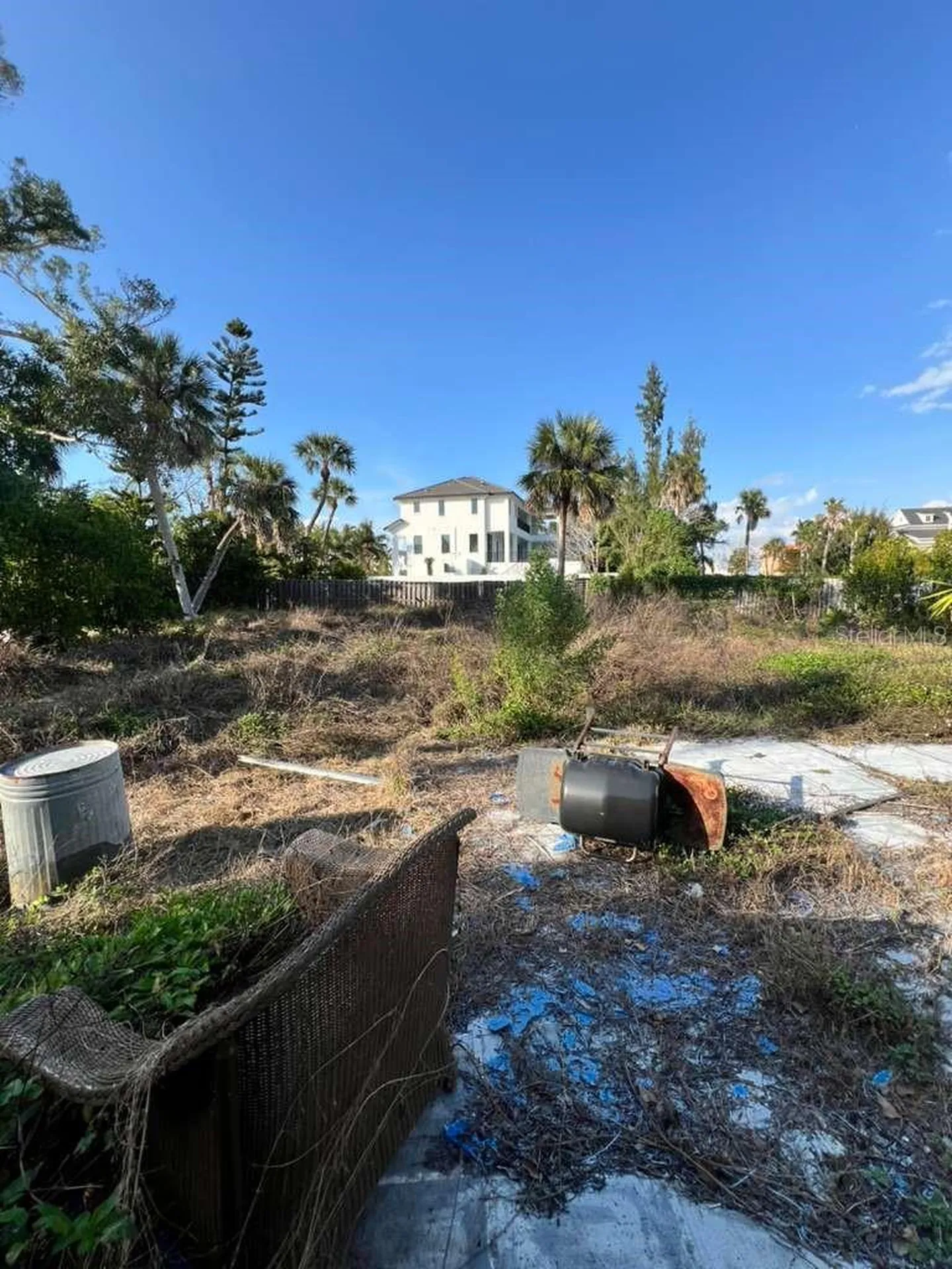 749 Siesta Drive Sarasota FL 34242