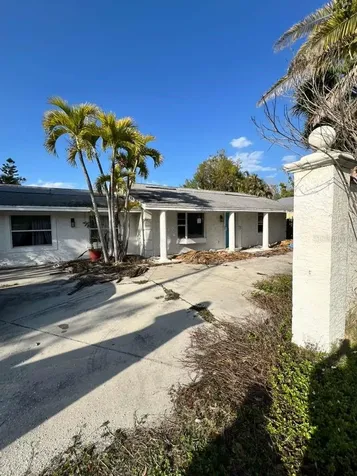 749 Siesta Drive Sarasota FL 34242