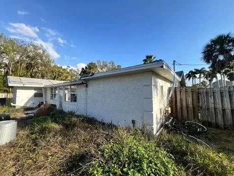 749 Siesta Drive Sarasota FL 34242