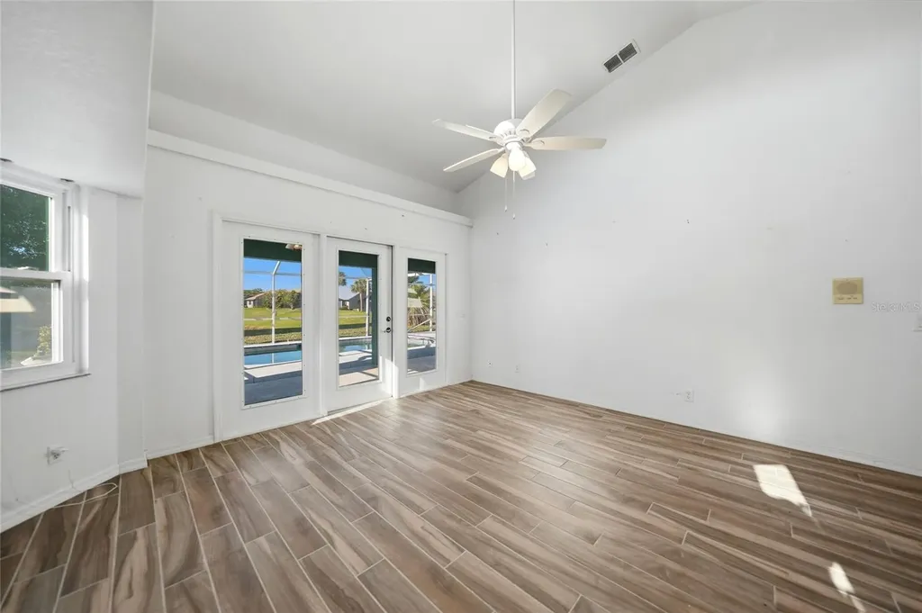 64 Sportsman Court Rotonda West FL 33947