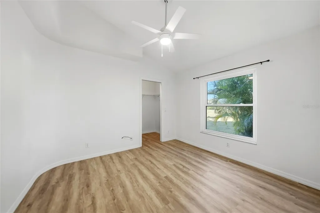 64 Sportsman Court Rotonda West FL 33947