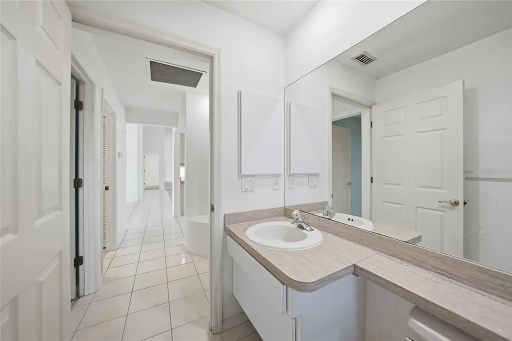 64 Sportsman Court Rotonda West FL 33947