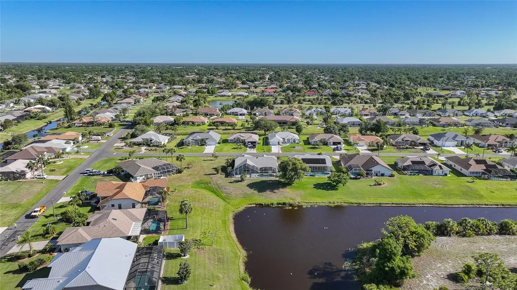 64 Sportsman Court Rotonda West FL 33947