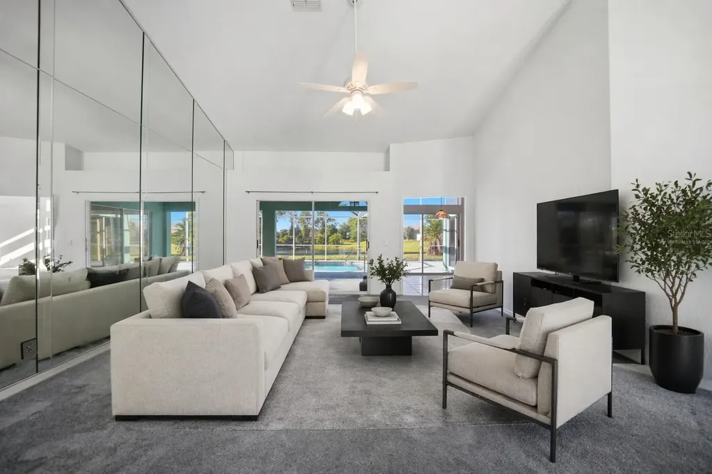 64 Sportsman Court Rotonda West FL 33947