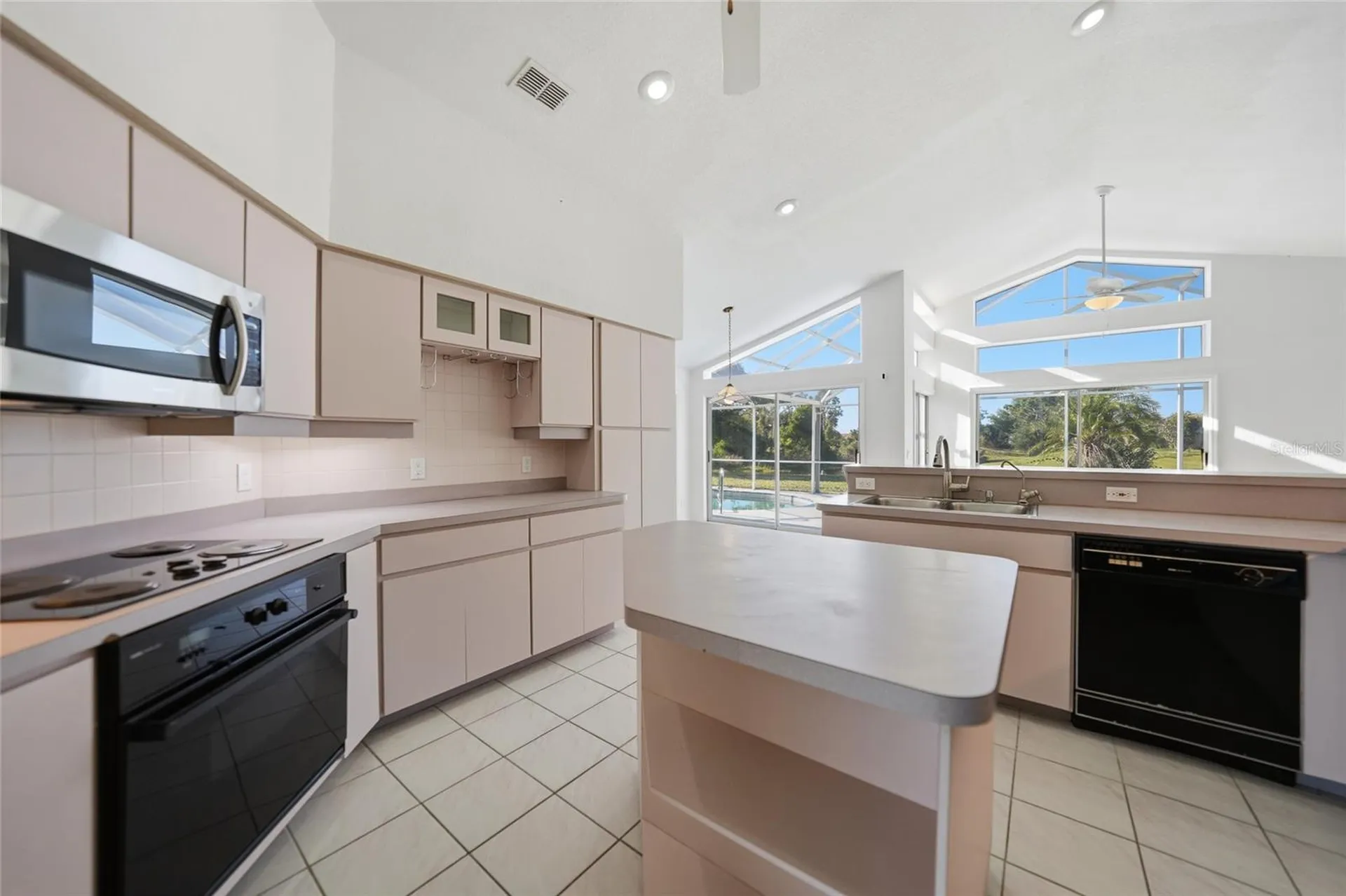 64 Sportsman Court Rotonda West FL 33947