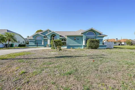 64 Sportsman Court Rotonda West FL 33947